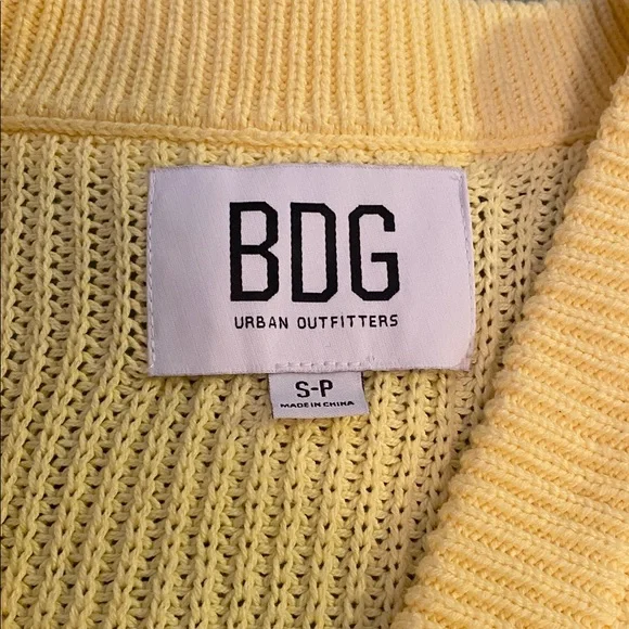BDG Mustard Knit Buttoned Vest - Picture 2 of 2